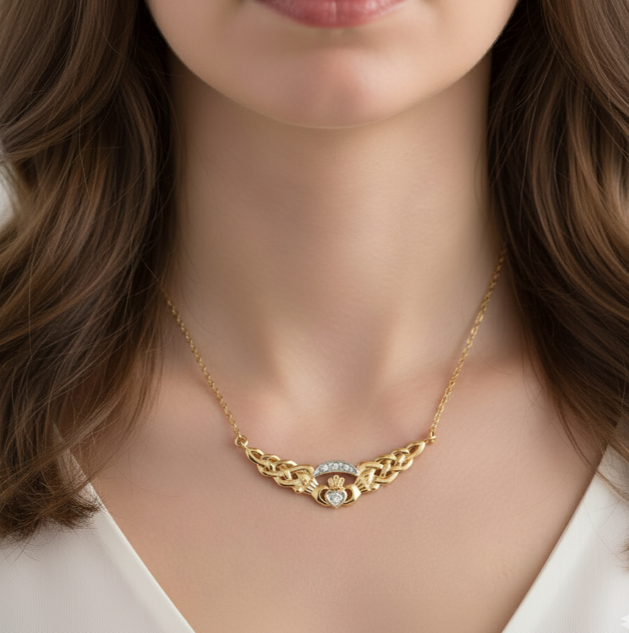 9ct gold claddagh necklace-p01