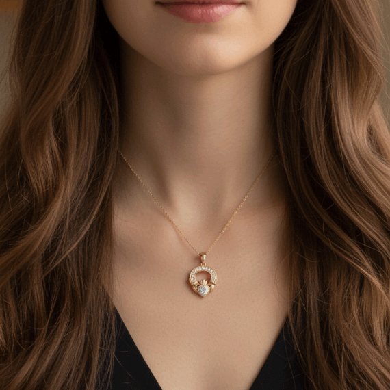 9ct gold cz claddagh pendant-p188