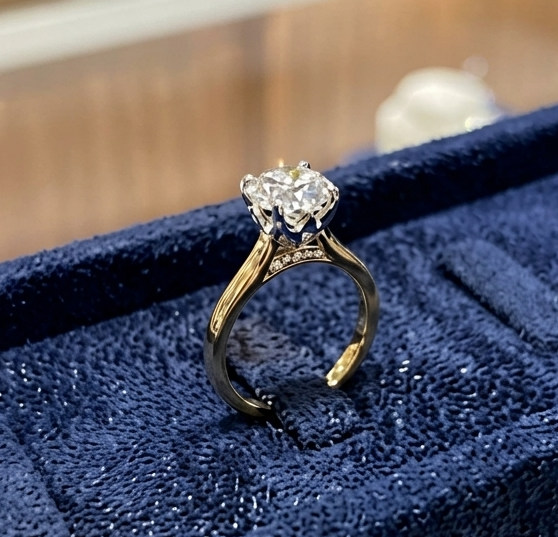 18ct Gold Oval Lab Diamond Engagement Ring-DPL783 side