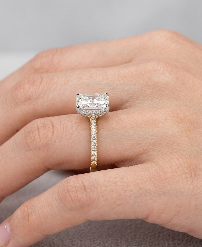 18ct Gold Radiant Cut Lab Diamond Engagement Ring-DPL786
