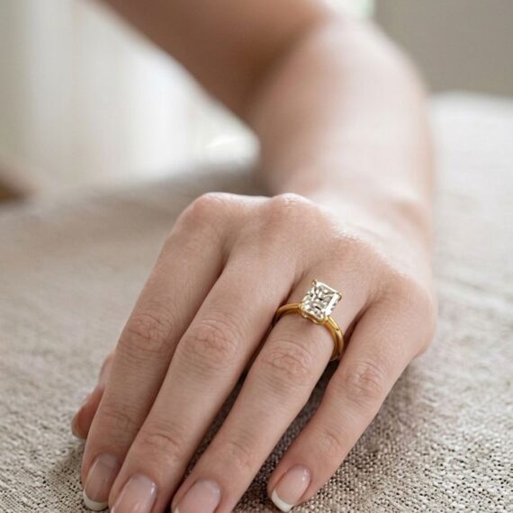 18ct Gold Radiant Cut Lab Diamond Engagement Ring-DPL787